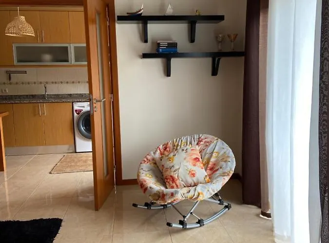 Pet friendly Pe Na Areia Apartment Nazare