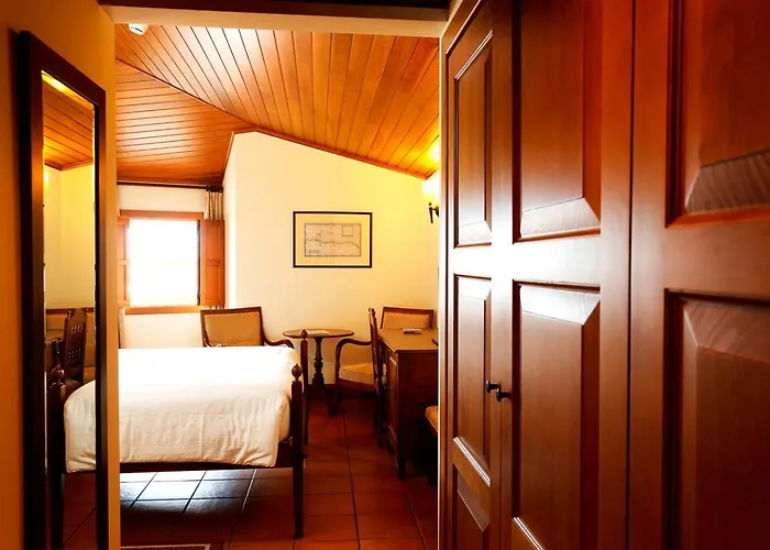 Penalva do Castelo Hotels