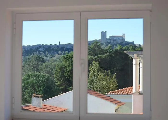 Casa Da Varzea - O Castelo A Janela!!! Obidos