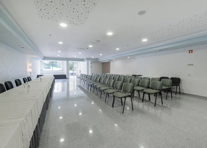 Fatima 3 Star Hotels near Sanctuary of Our Lady of Fatima