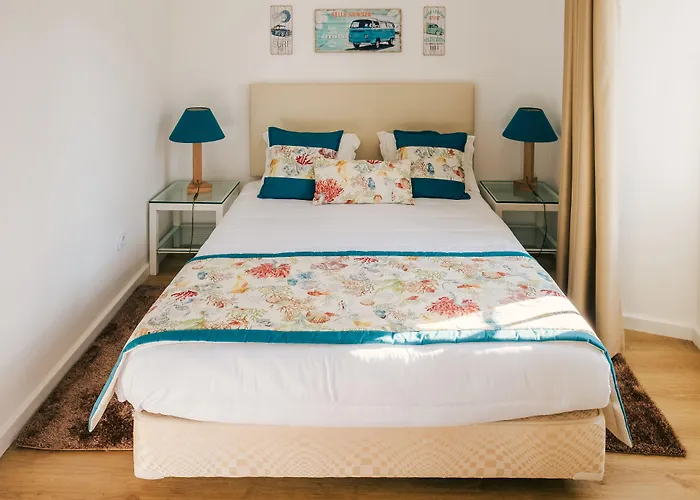 Nazare Self Catering Holidays near Nazare Beach