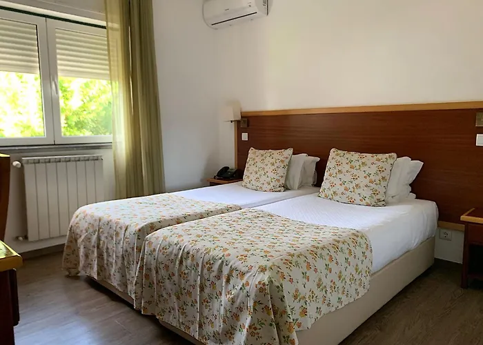 Obidos City Center Hotels